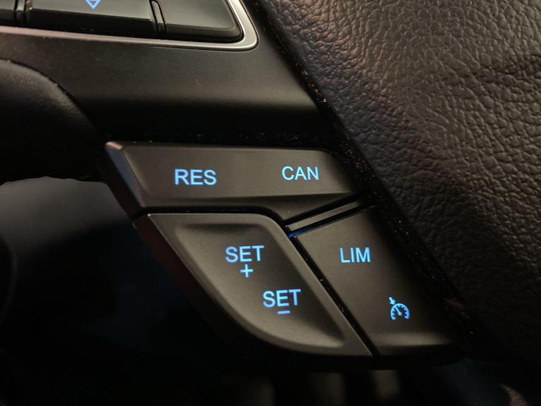 FORD ECOSPORT Photo bsapi-69e9141b8e188add847f18e6cd856c28ecbce5f3.jpg