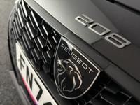 PEUGEOT 208 Photo 20