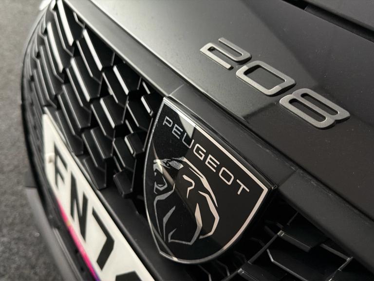 PEUGEOT 208 Photo bsapi-6a238b706fe004346a11758124e6db69fe1eb98b.jpg