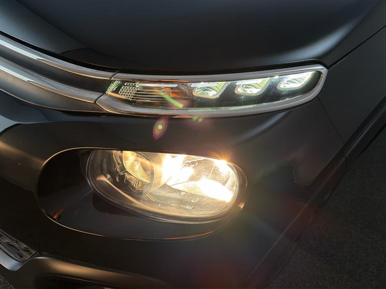 CITROEN C3 Photo bsapi-6a546bc869aec955fd9022a8014c017fc7a4cec8.jpg