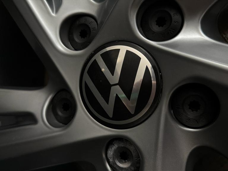 Volkswagen GOLF Photo bsapi-6a9031130dfea3d9de09bbb982420b9f99bbd6e4.jpg