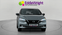 NISSAN LEAF Photo 1