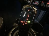 MINI HATCH Photo 6