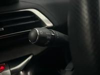 PEUGEOT 5008 Photo 24