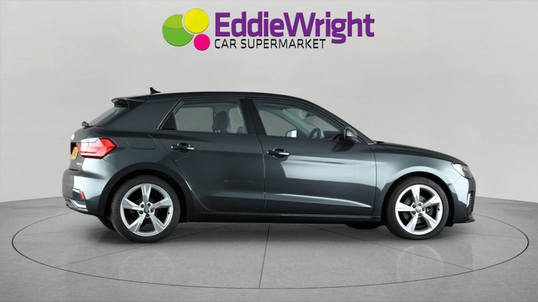 AUDI A1 Photo bsapi-6b6fb18a9635b72a9ed3d787861cbb03b0fb1162.jpg