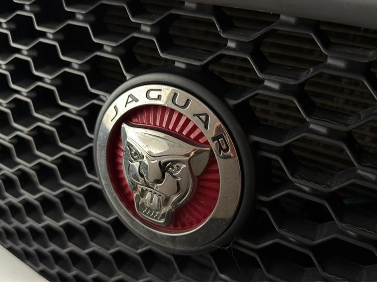 Jaguar Xf Photo bsapi-6b90cdbce2bc0bdd68689976e7d1c6b1bbc36c37.jpg