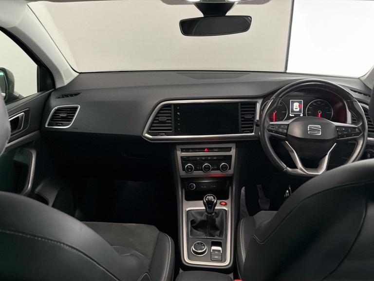 SEAT ATECA Photo bsapi-6bbf60a114e5f31cb4edd8e0928ddcdb65a7eeb8.jpg