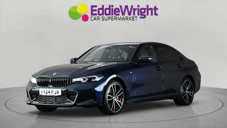 BMW 3 Series Photo bsapi-6be08072f766bc1187427146ddd30d7ffae36130.jpg