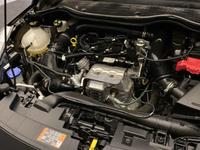 Ford FIESTA Photo 15