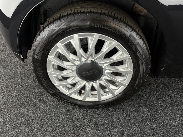 FIAT 500 Photo bsapi-6d976afd9371975852d0f63952e3fb9622699479.jpg