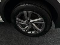 Volkswagen T-Roc Photo 21