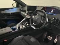 PEUGEOT 5008 Photo 3