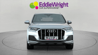 Audi Q7 Photo 1