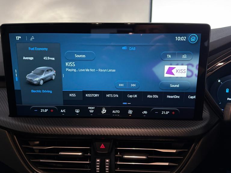 FORD Kuga Photo bsapi-6f6681ffa06a75bece01a9a05ef78e571c8d9b20.jpg