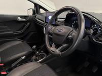 FORD Fiesta Photo 3