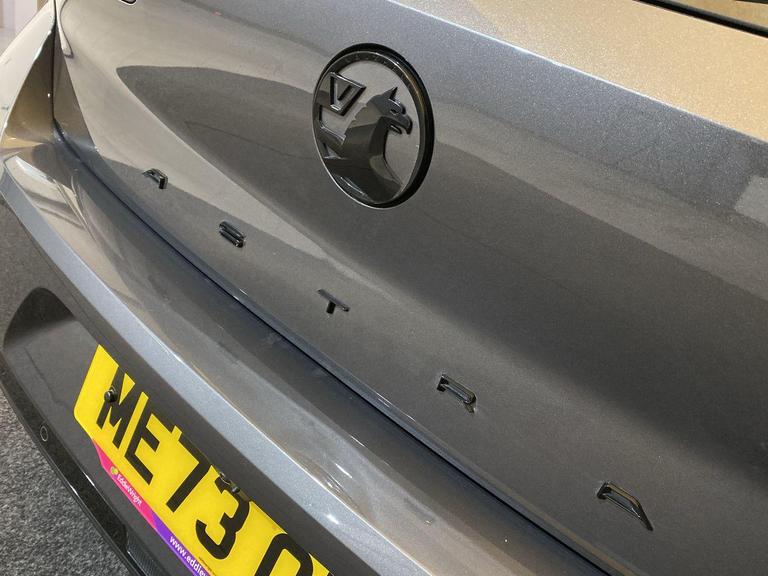 VAUXHALL ASTRA Photo bsapi-6f8d8e21f3a3e2b9b5e2a66da93e0d7c1ed5b1a7.jpg