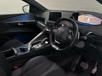 PEUGEOT 3008 Photo 3
