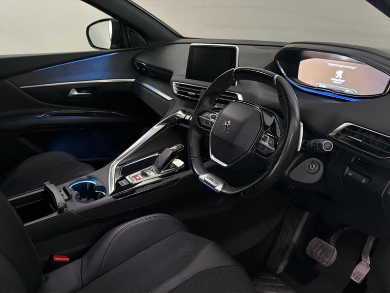 PEUGEOT 3008 Photo bsapi-7050bd0c82e492d03767b1b64cee40340d2f5d53.jpg