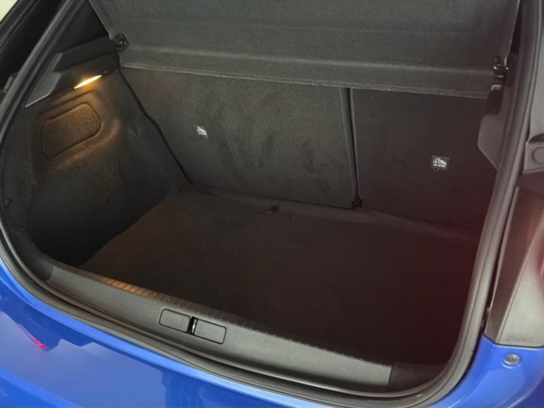 Vauxhall Corsa Photo bsapi-70810e6eb174be58e2b550fdaa6750d6f813bda5.jpg