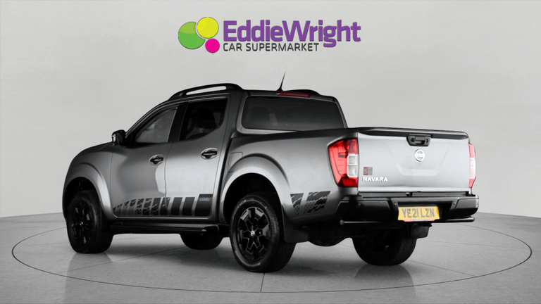 NISSAN Navara Photo bsapi-70b6b828f288dbc8b9b251475dccc03e6301dc18.jpg