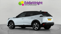 PEUGEOT E-2008 Photo 4