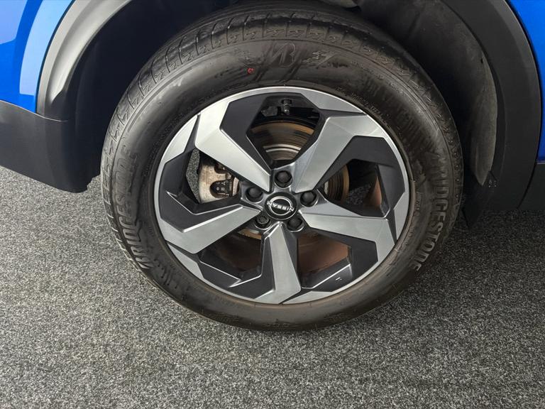 NISSAN Qashqai Photo bsapi-717051ab3757bb853390cee21d48eed6d1260fad.jpg