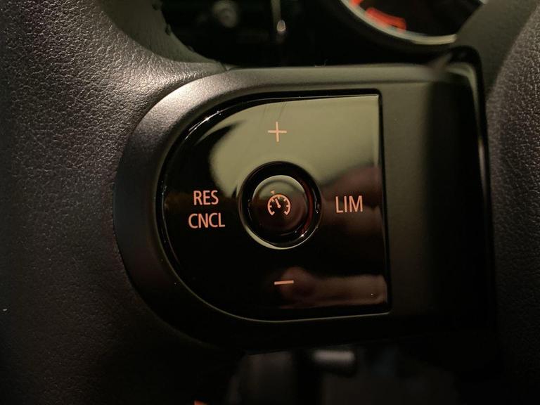MINI HATCH Photo bsapi-72c76ccd96543c36890e66c445105d8e968fe865.jpg