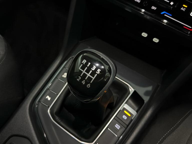 VOLKSWAGEN Tiguan Photo bsapi-738e040affc57f80ab4b3c5d6ac06b518382ef3e.jpg