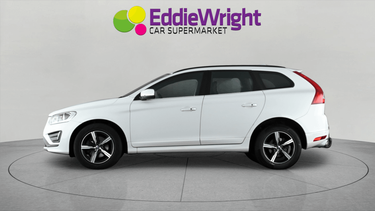 VOLVO Xc60 Photo bsapi-73b9adba4e8b88575e144c9ff185796607a2df06.jpg