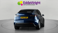 TESLA MODEL Y Photo 4