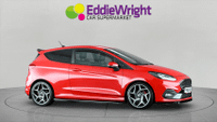 Ford Fiesta Photo 8