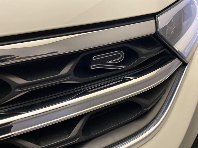 Volkswagen T-ROC Photo bsapi-75bcecb460fa0c4f108425f4a90349416b3c58c4.jpg