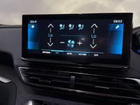 PEUGEOT 3008 Photo 11
