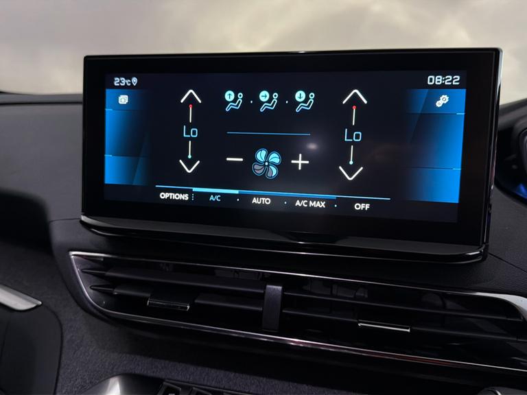 PEUGEOT 3008 Photo bsapi-7626ee240820934e90a093d38c02a19dbadf6cdd.jpg