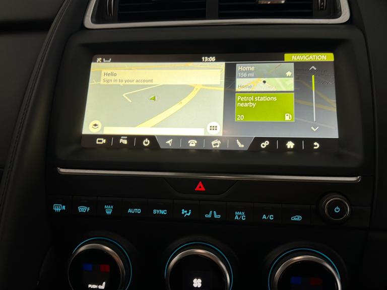 JAGUAR E-PACE Photo bsapi-7666155409e8d7d55aa00d2f7e78634fd3e1414d.jpg