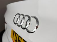 AUDI A4 Photo 24