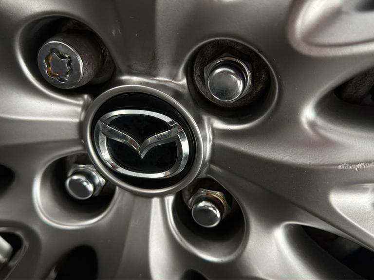 MAZDA Mazda2 Photo bsapi-768c424708a4c113b4d3a0338fd467fd228001b0.jpg