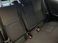 TOYOTA PRIUS Photo 7