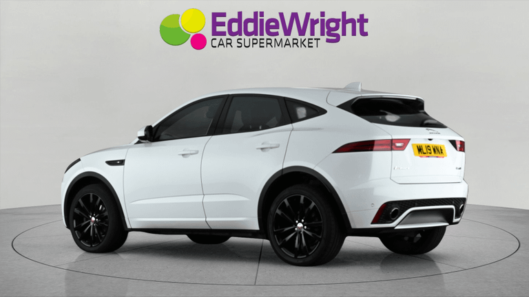 JAGUAR E-PACE Photo bsapi-76b4dfef2b1e7c2b5c6e30413aa38754a5294950.jpg