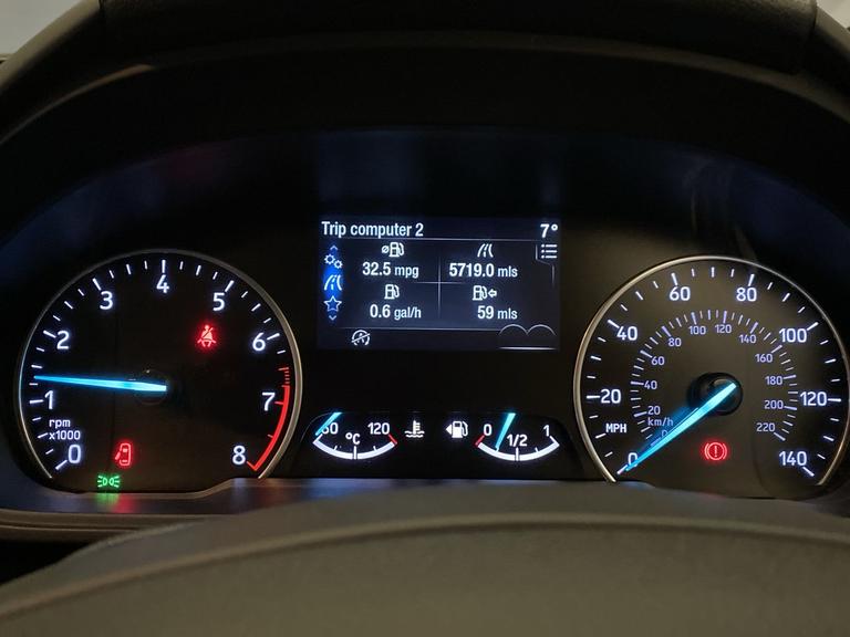 FORD ECOSPORT Photo bsapi-76f50192018d04b93e45707231c3501257947a77.jpg