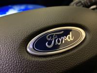 Ford KUGA Photo 24