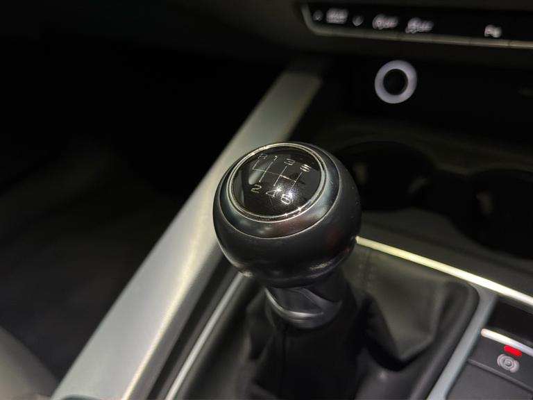 Audi A4 Photo bsapi-7739b017d79d24c1593f8e0ab7e4f596bf76cc70.jpg