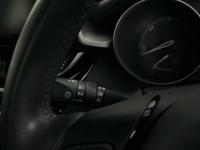 Toyota C-HR Photo 24
