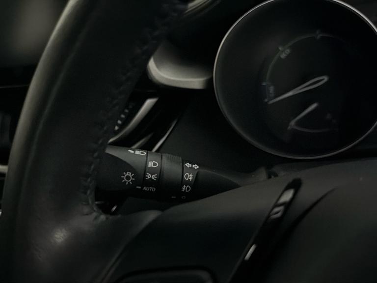 Toyota C-HR Photo bsapi-7740e615ac164b238ff40c0f5844964d4c9b72c1.jpg