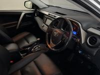 TOYOTA Rav4 Photo 9