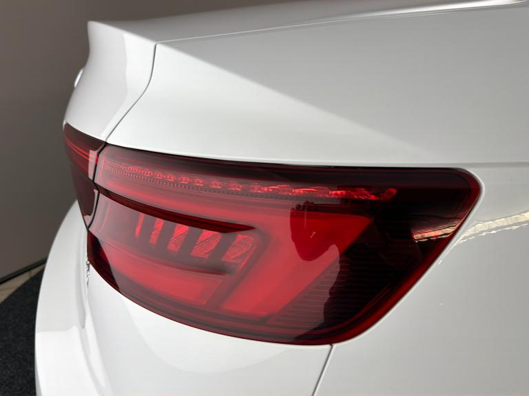 AUDI A4 Photo bsapi-77c5624101086e47155357e2e3c52d6f2aebcd32.jpg