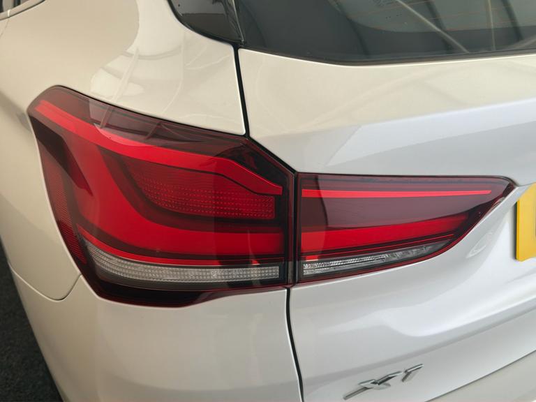 BMW X1 Photo bsapi-787a0b2820cbe324d38d65795a6aa7d9de4a573a.jpg