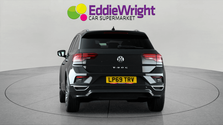 VOLKSWAGEN T-Roc Photo bsapi-789de79dea4aba43728d04106af8e5ec53c452e8.jpg