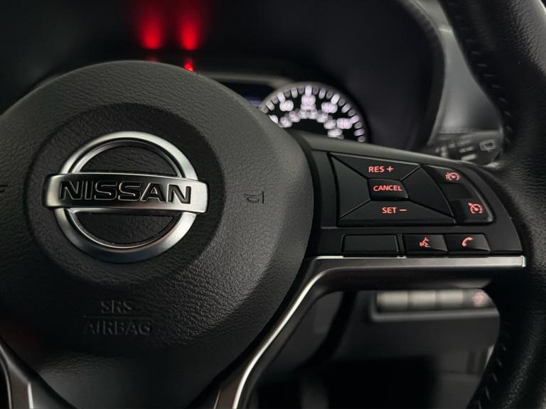NISSAN JUKE Photo bsapi-79a3fb43303907947663192ca28ea74c3f97b8e6.jpg