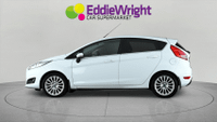 FORD Fiesta Photo 3